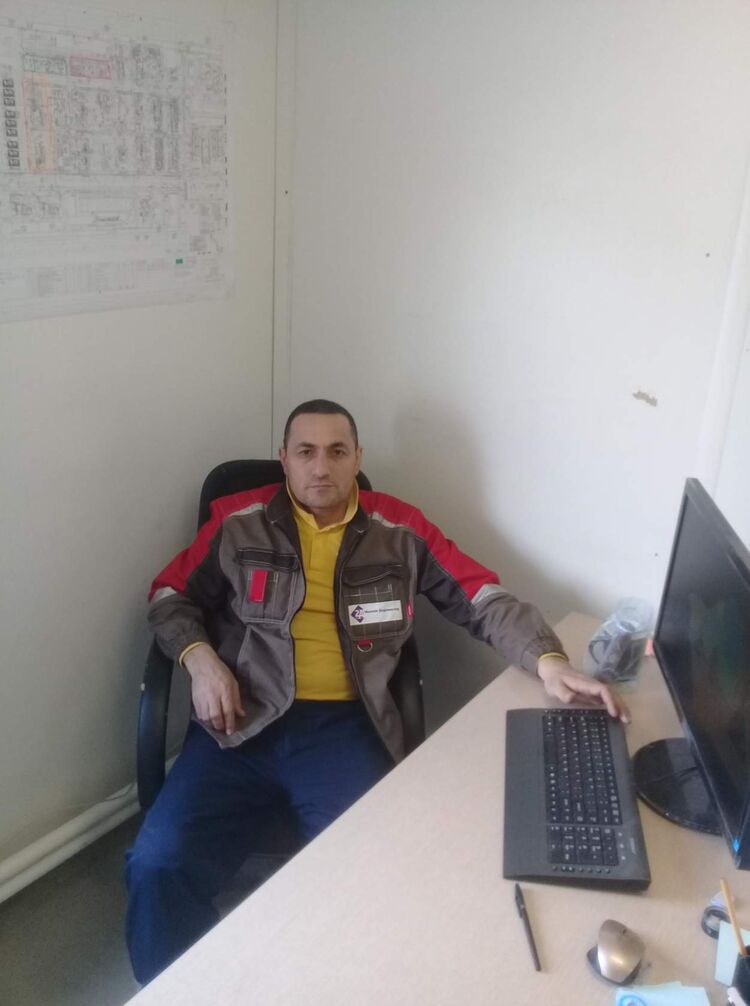  32161980  Ahmet, 53 ,    