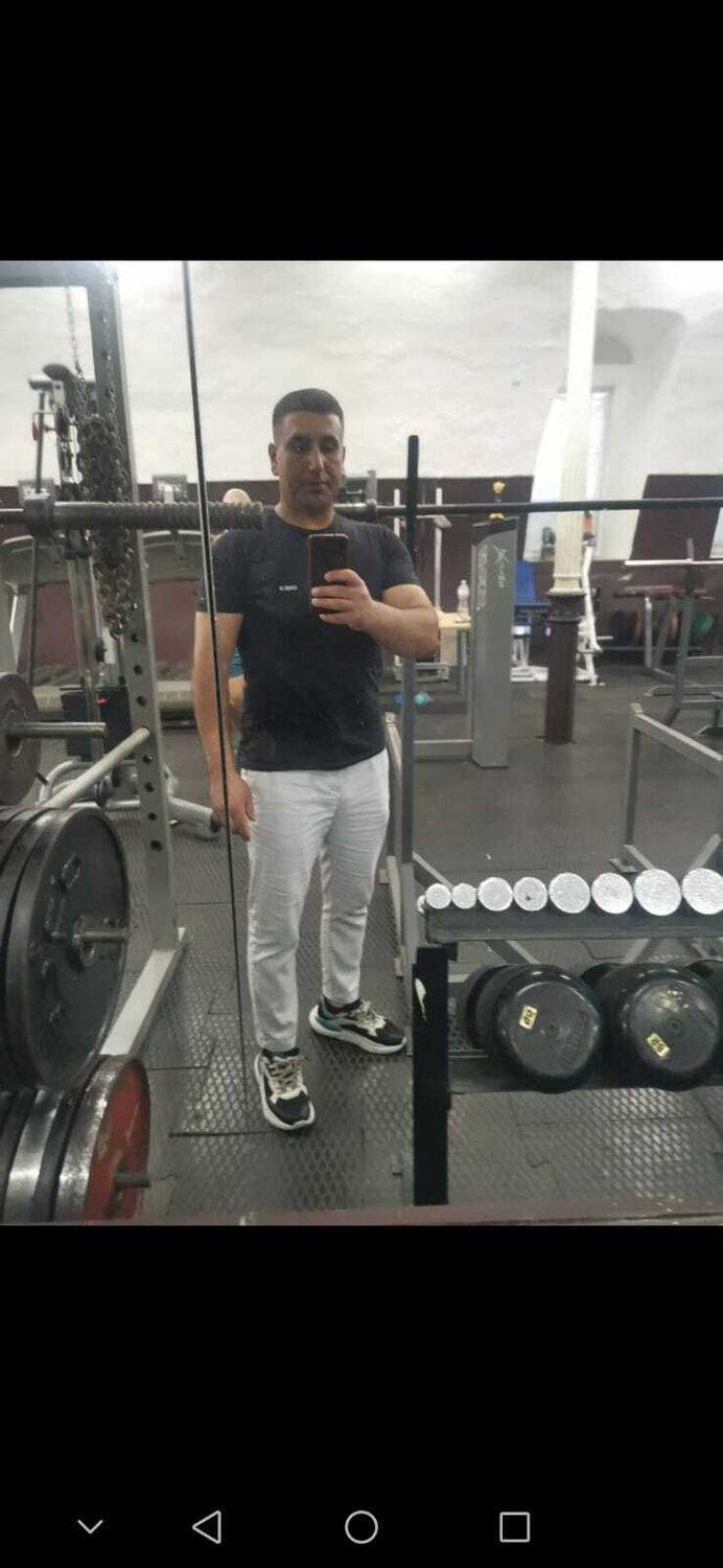  46698590  , 37 ,    