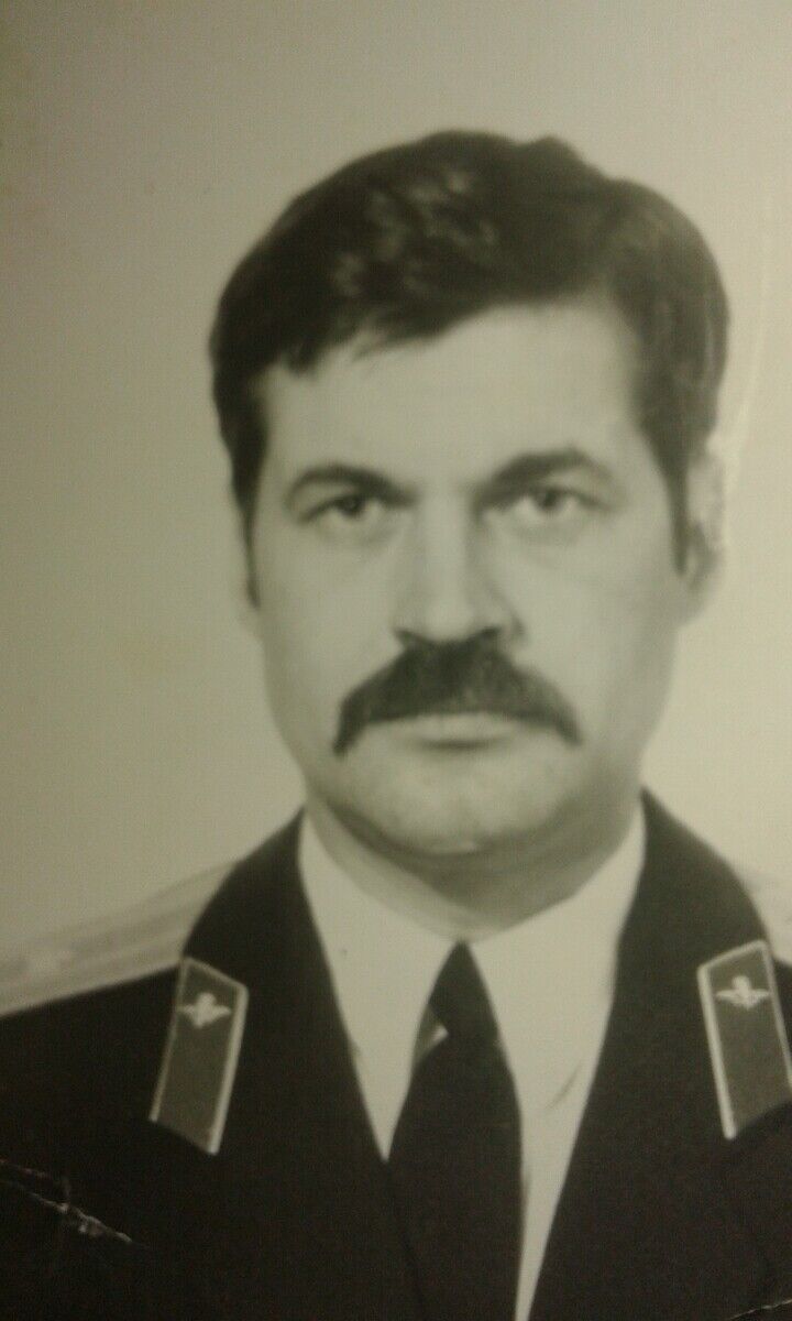  20443260  Sergej, 71 ,    