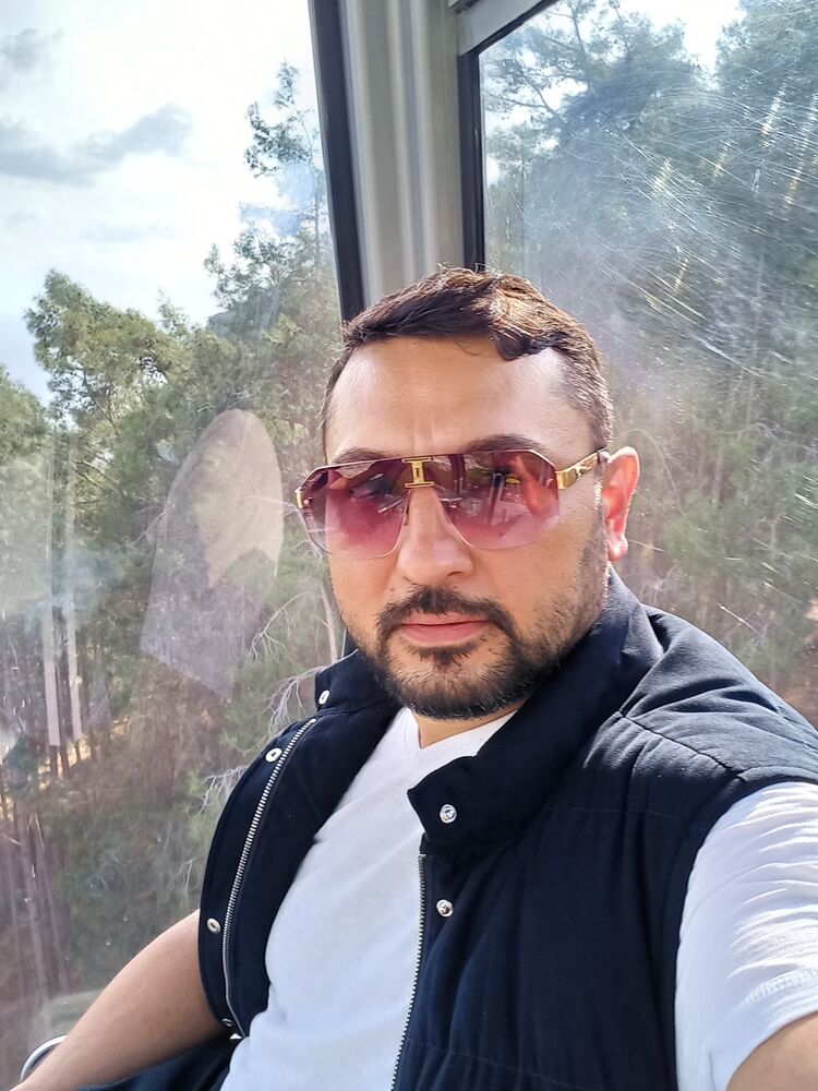  29313750  Albadr, 41 ,    