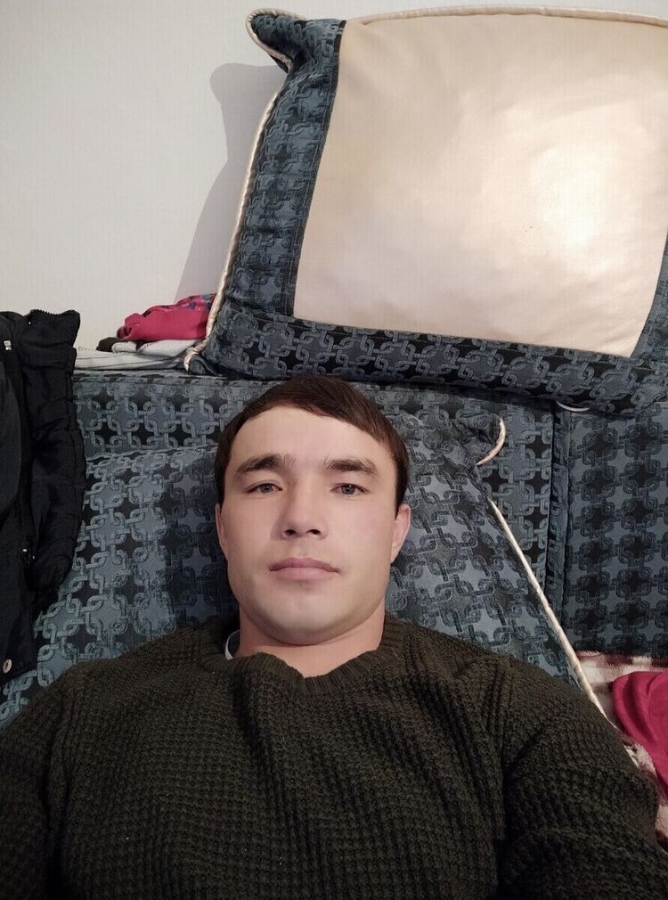  21945660  , 37 ,    