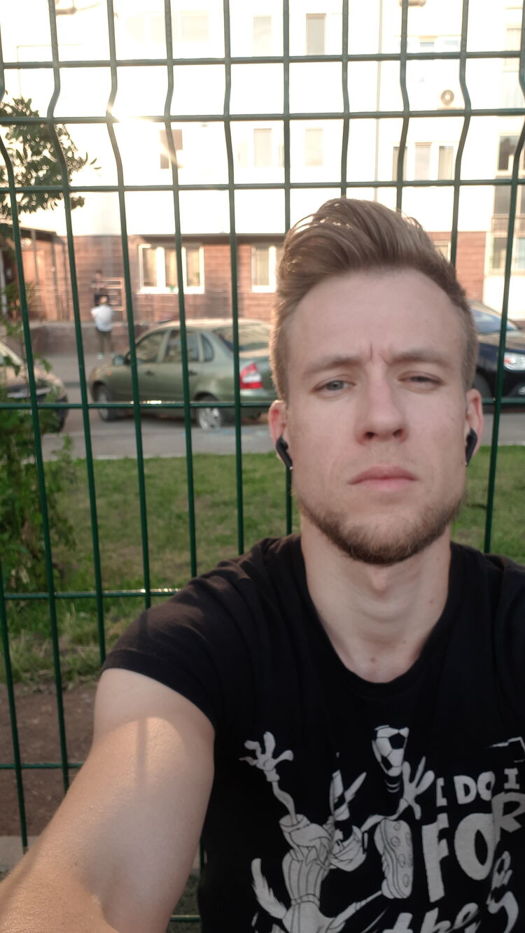  ,   Gennadiy V, 33 ,   ,   