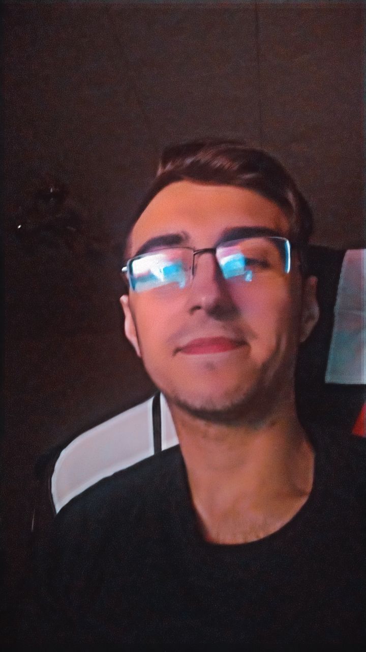  38526950  , 22 ,    