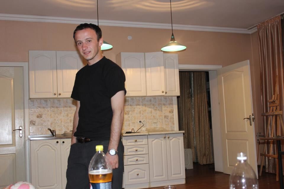  4073940  David, 39 ,    