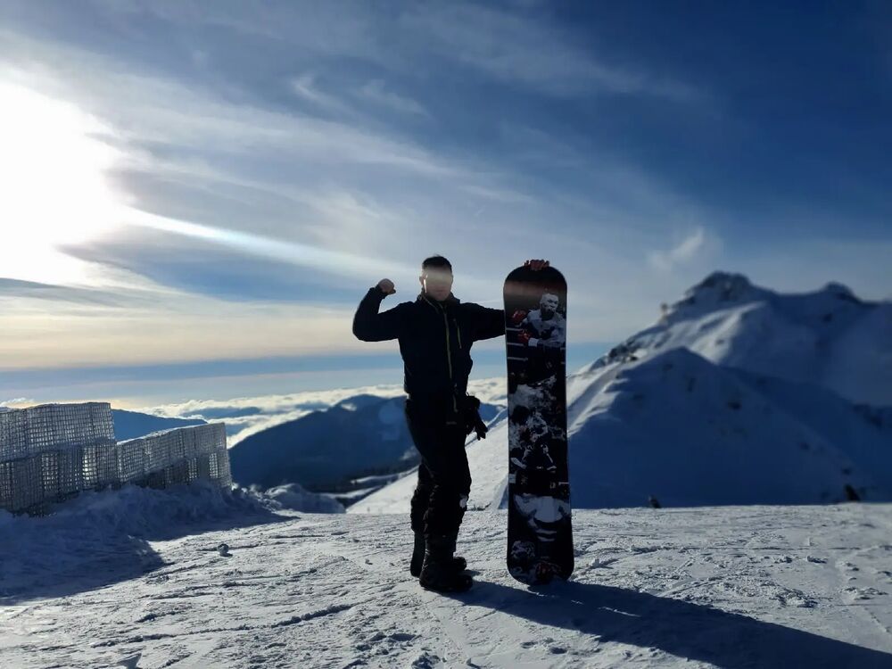  31829310  Nikolay, 35 ,    