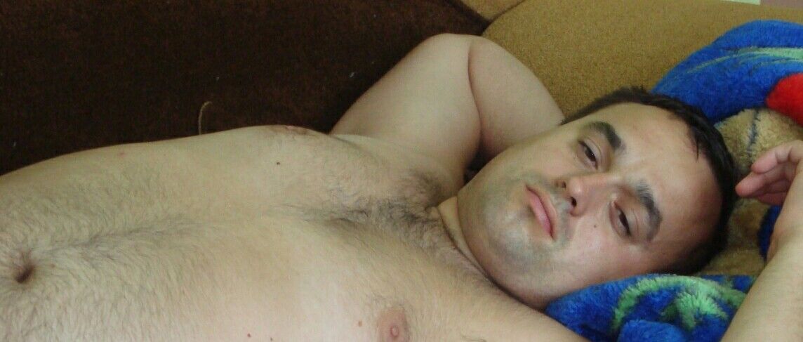  8323190  , 44 ,    