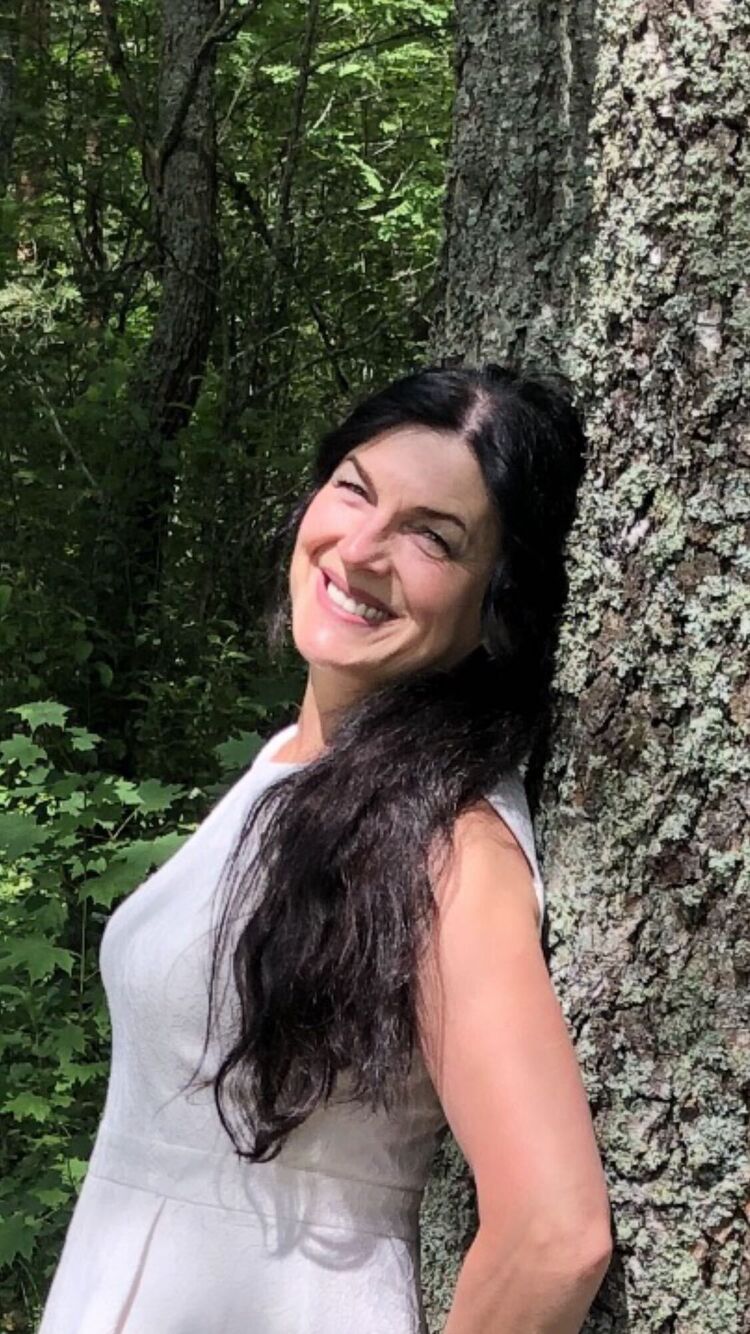  53303930  Alla, 57 ,    