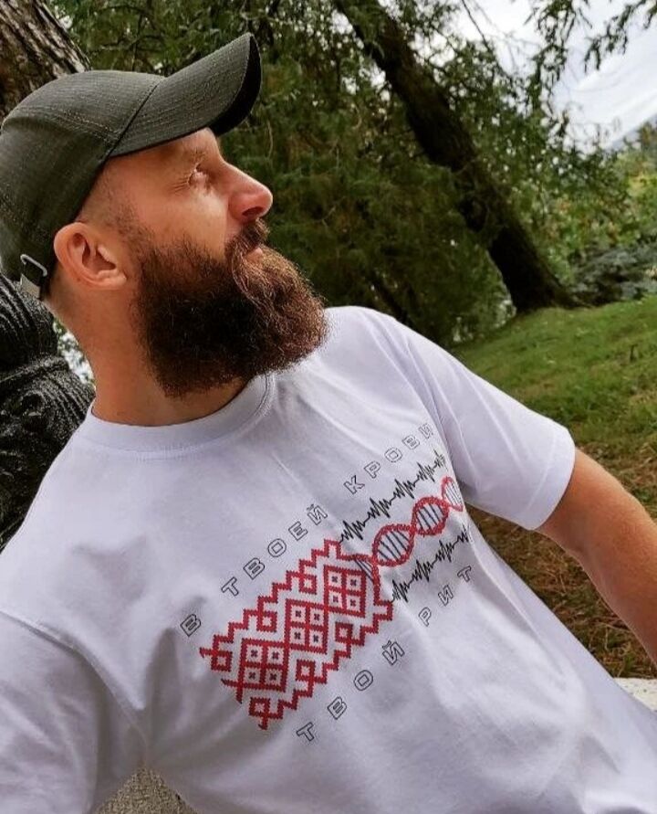  ,   Artem, 42 ,   ,   , c 