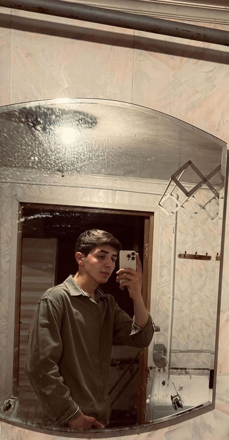  52921320  , 18 ,    