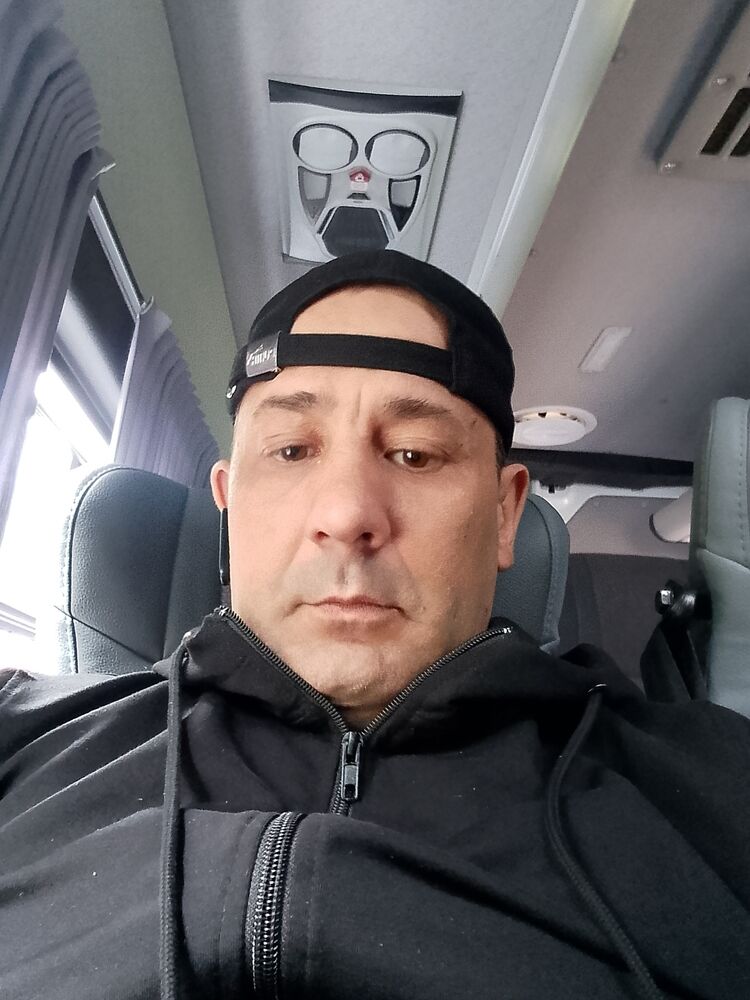 ���� 52049270 ������� ��������, 44 ����, ���� ���������� � �������