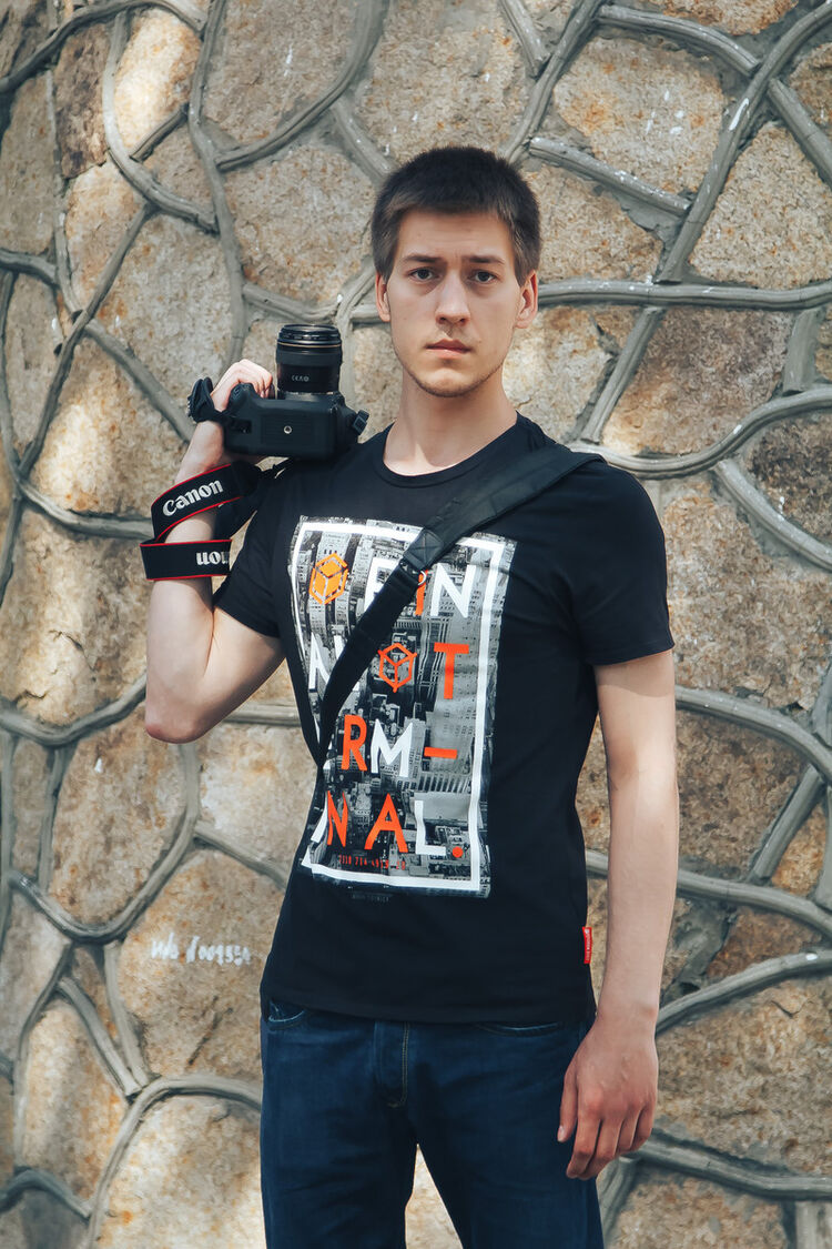  ,   Artem, 33 ,   ,   , c 