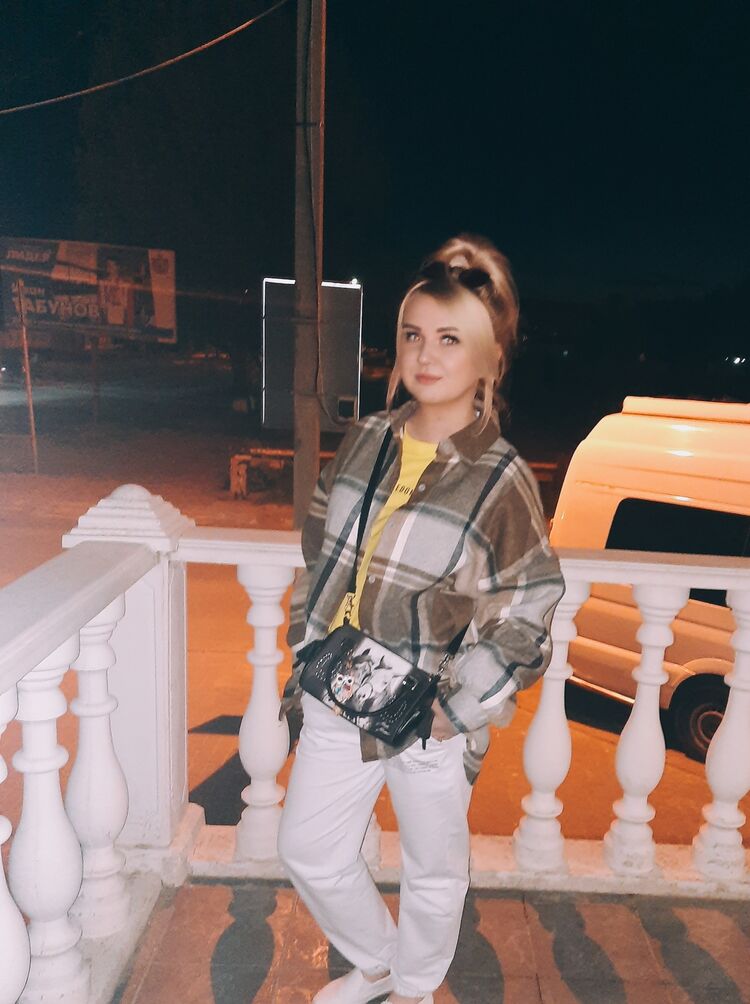 ,   Yulya, 28 ,   ,   
