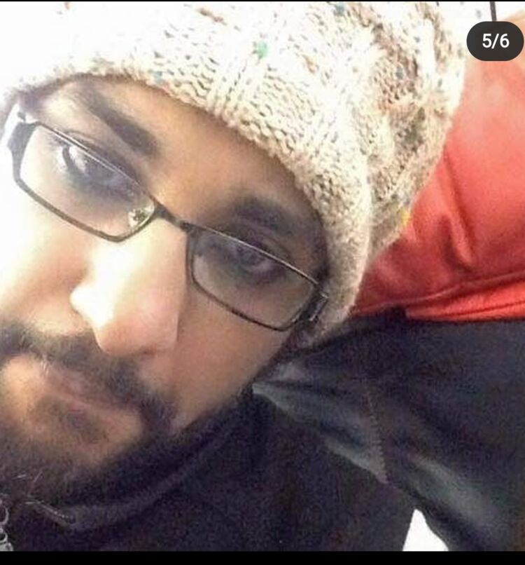  24802660  Amr Rai, 43 ,    Al Ghardaqah