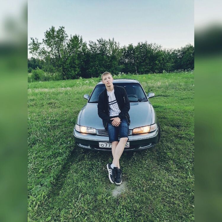  33079130  , 22 ,    