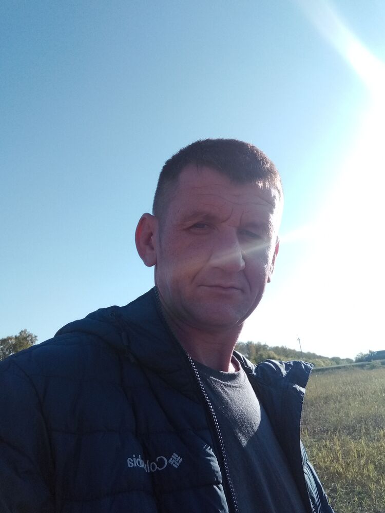  46271370  , 41 ,    