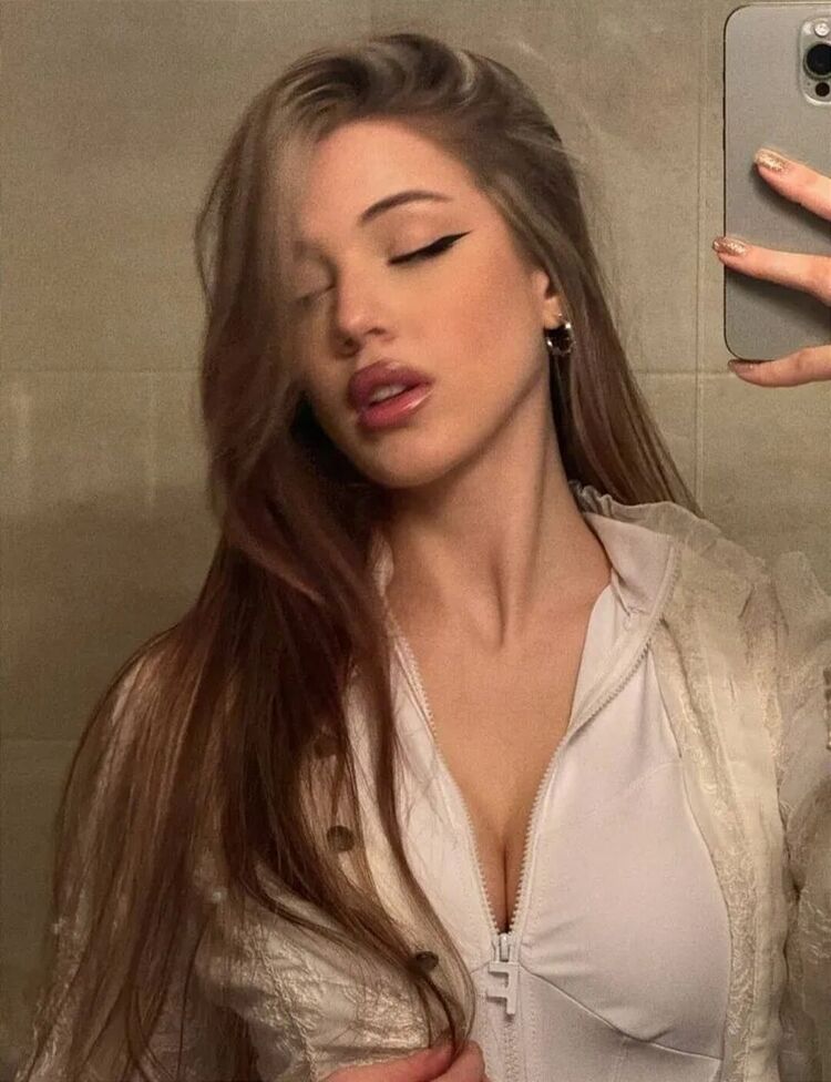  46893870  , 21 ,    