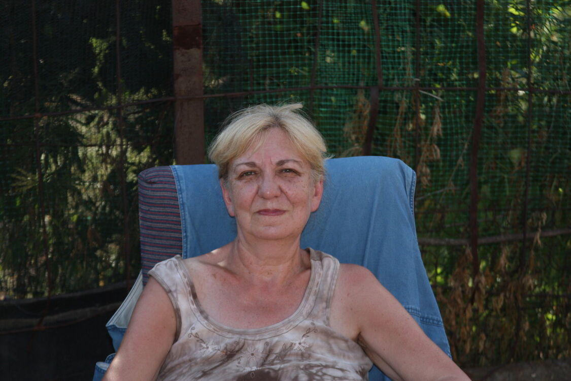  10073930  Lubov, 66 ,    