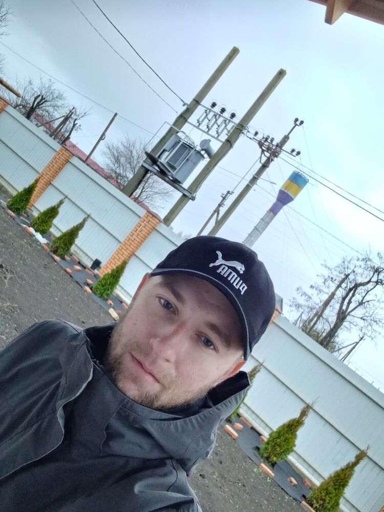  24558320  , 27 ,    