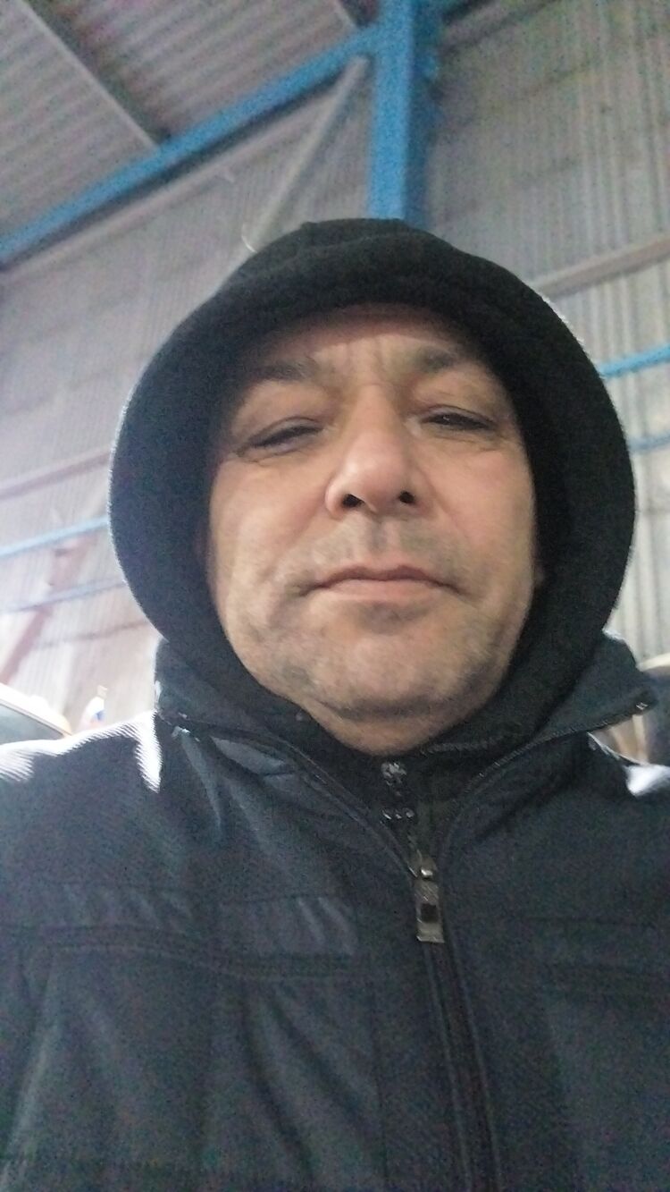 37072660  , 55 ,    