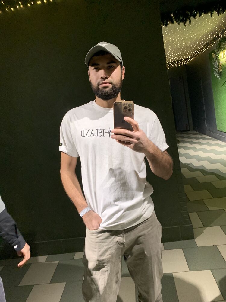  41028140  , 27 ,    