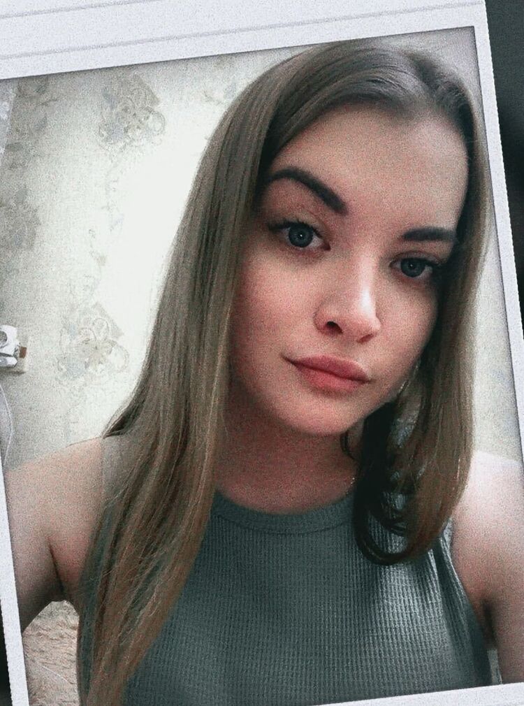  ,   Ekaterina, 21 ,     , c 
