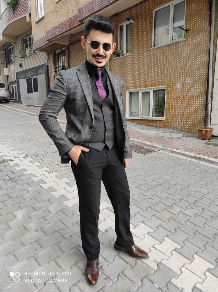  Esenyurt,   Muhammed, 30 ,   ,   , c 