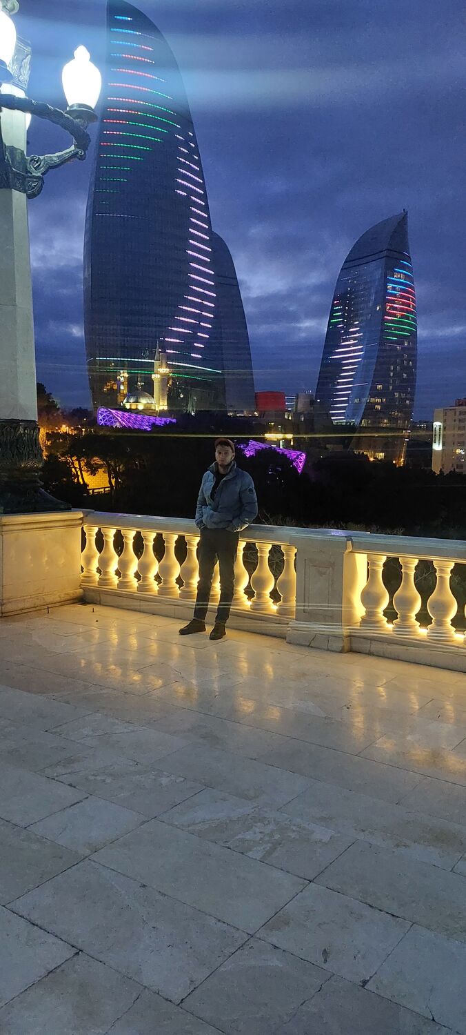  ,   Alik, 28 ,   