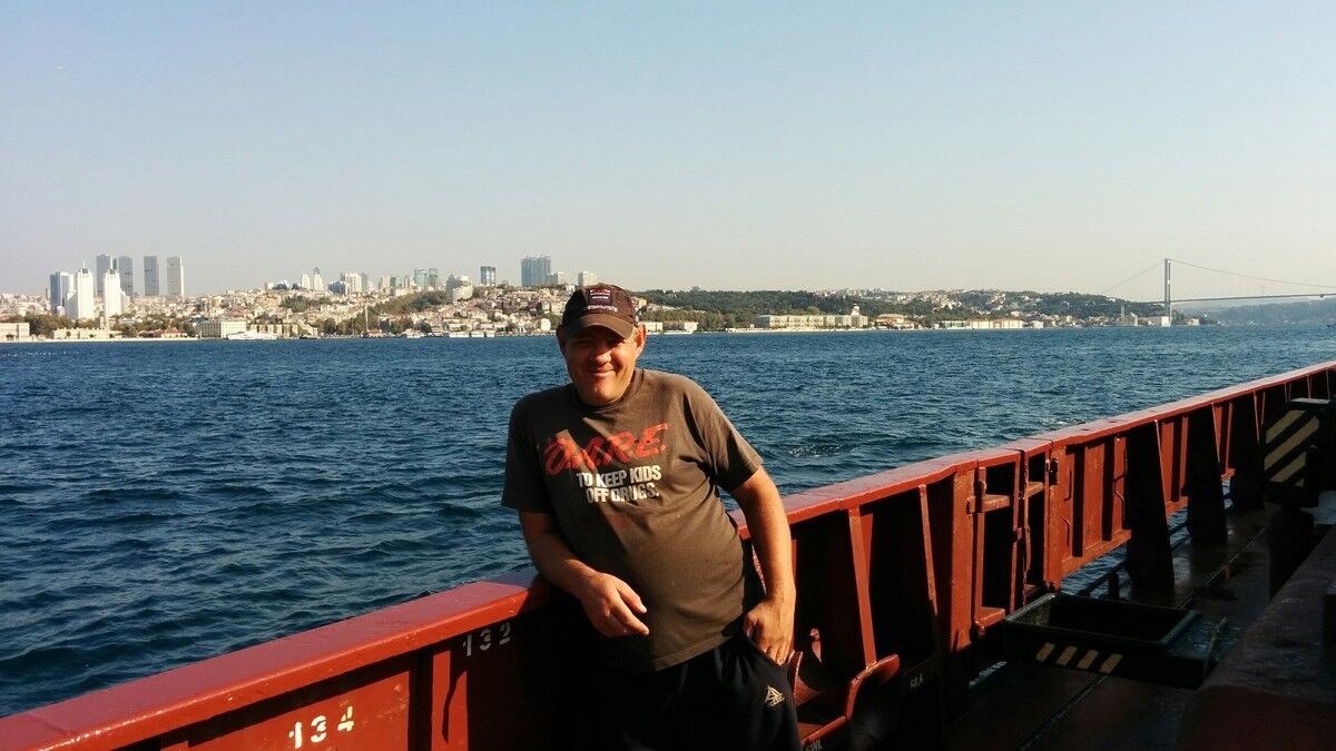  ,   ANDREY, 48 ,   