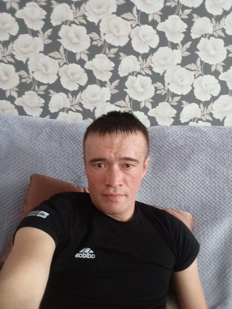  46390250  , 35 ,    
