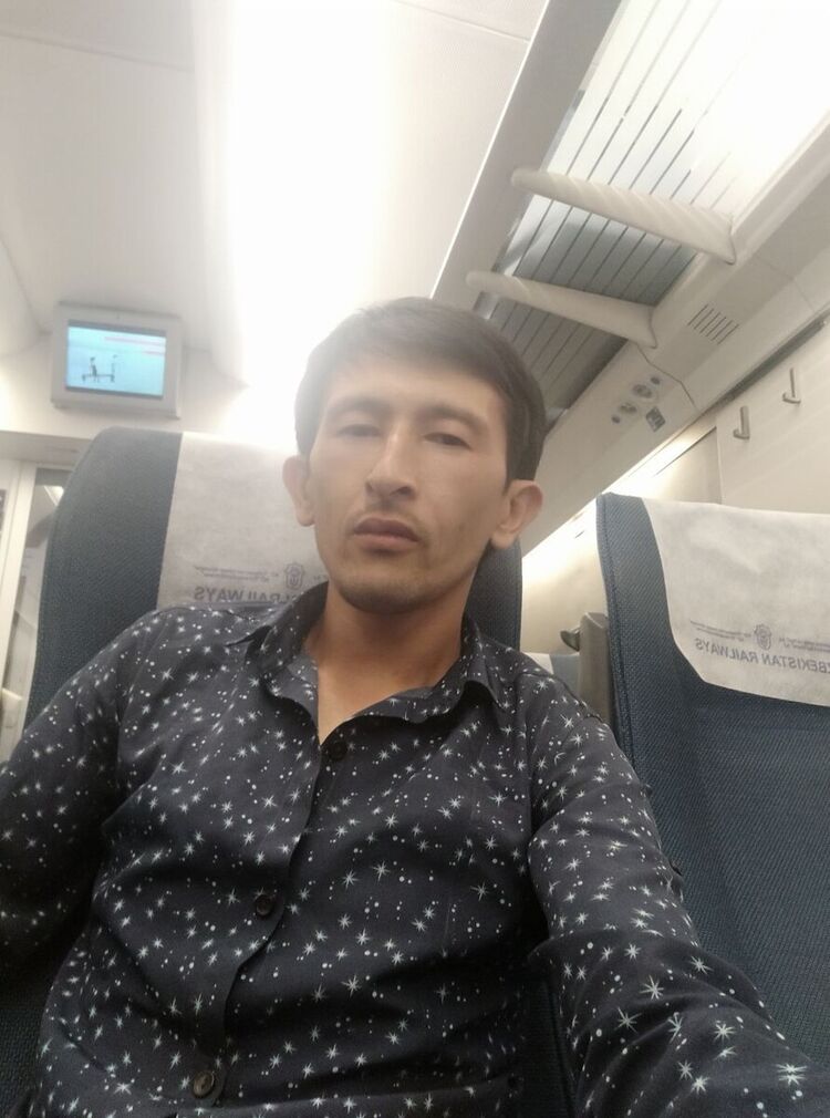  21494710  Nur, 35 ,    