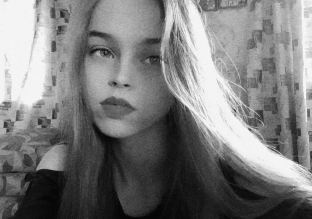  53175970  Diana, 20 ,    