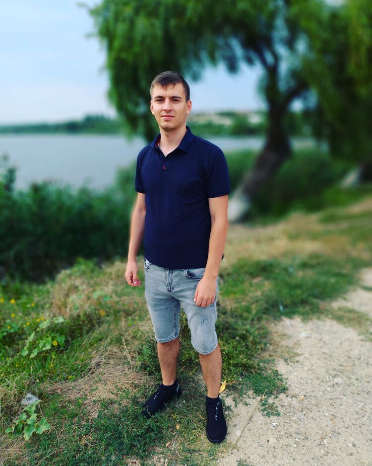  ,   Cristian, 25 ,     , c 