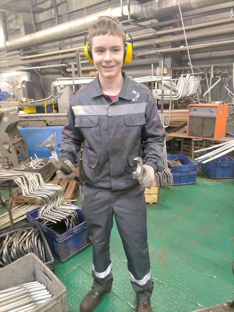  54577680  , 18 ,    -