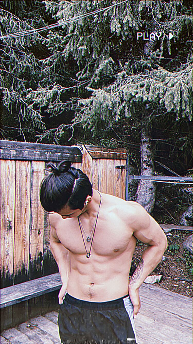  27153000  Badboyy, 26 ,    