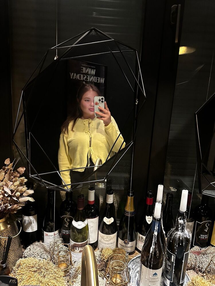  54235310  , 28 ,    -