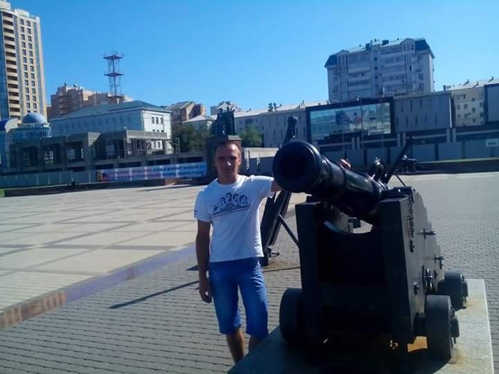  -,   , 37 ,  