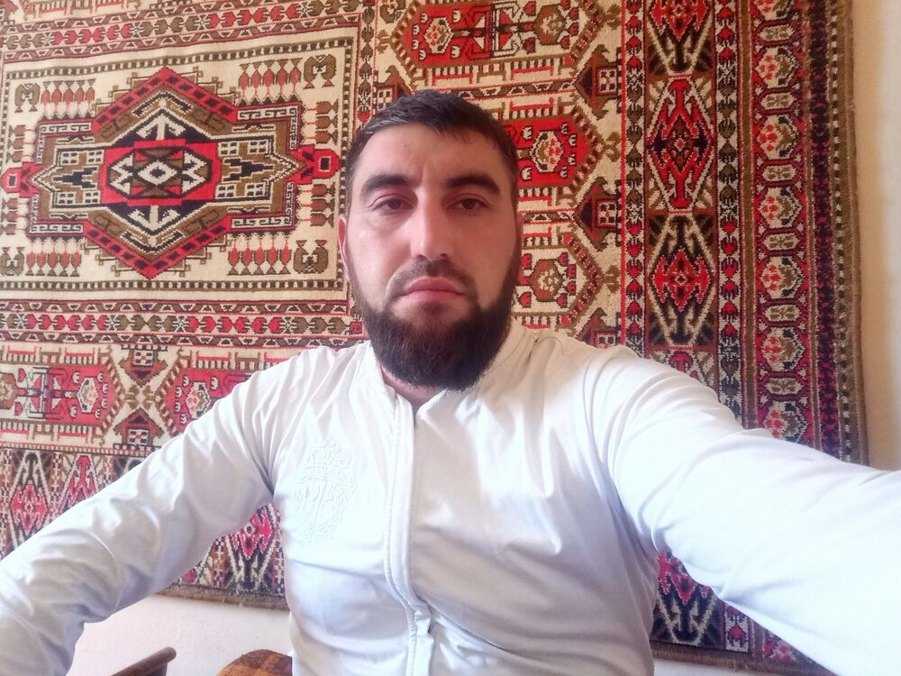  43934130  Mehman, 32 ,    