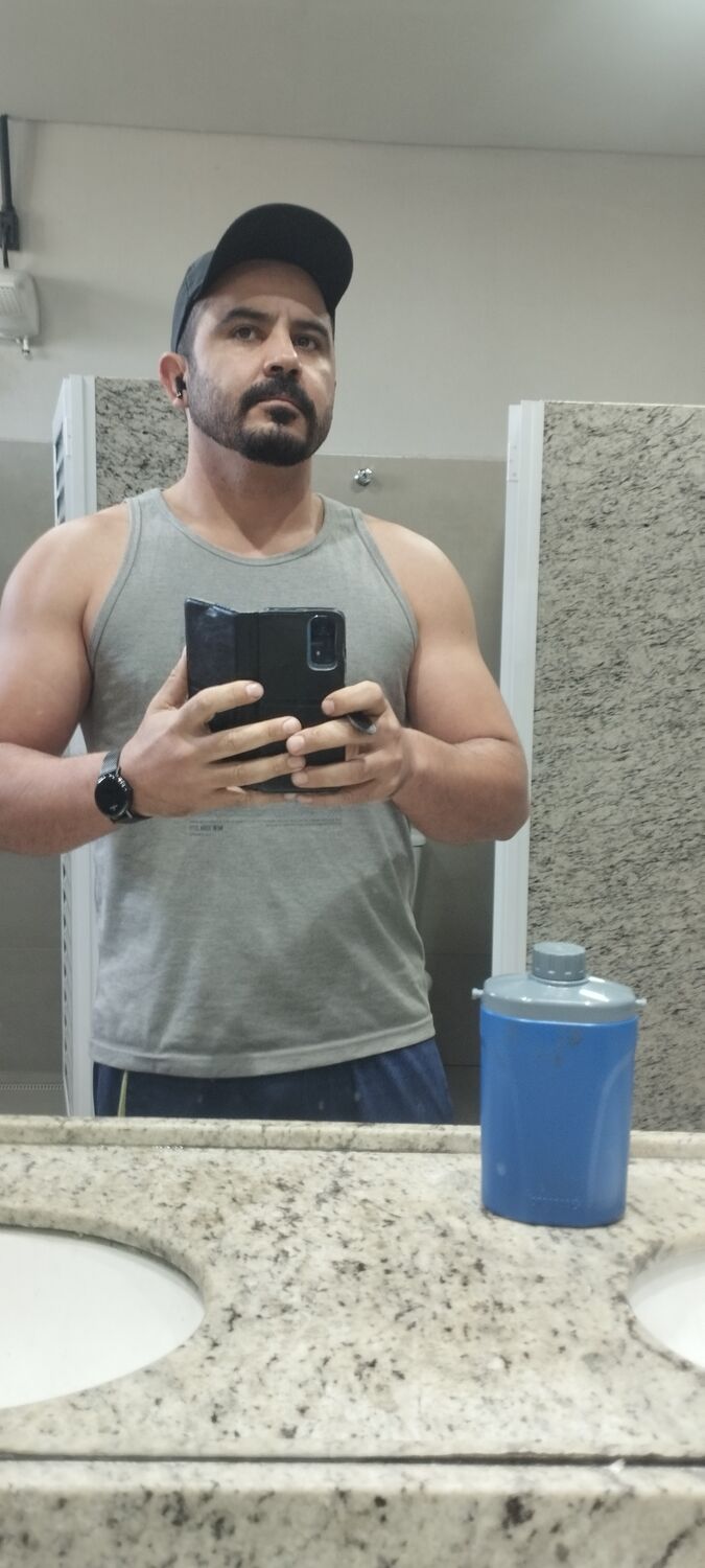  54591530  Edi, 41 ,    Estrada