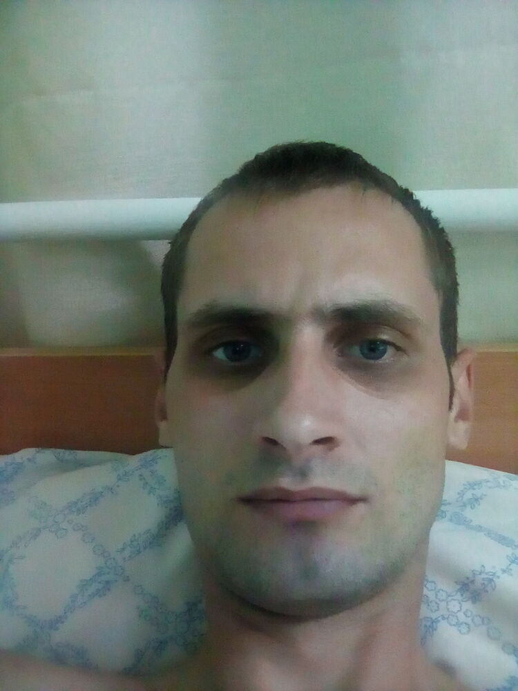  18018190  , 34 ,    