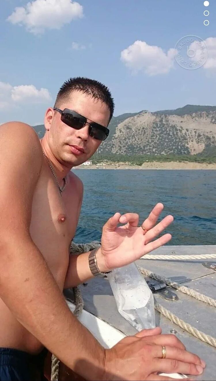  ,   Sergey, 42 ,   ,   