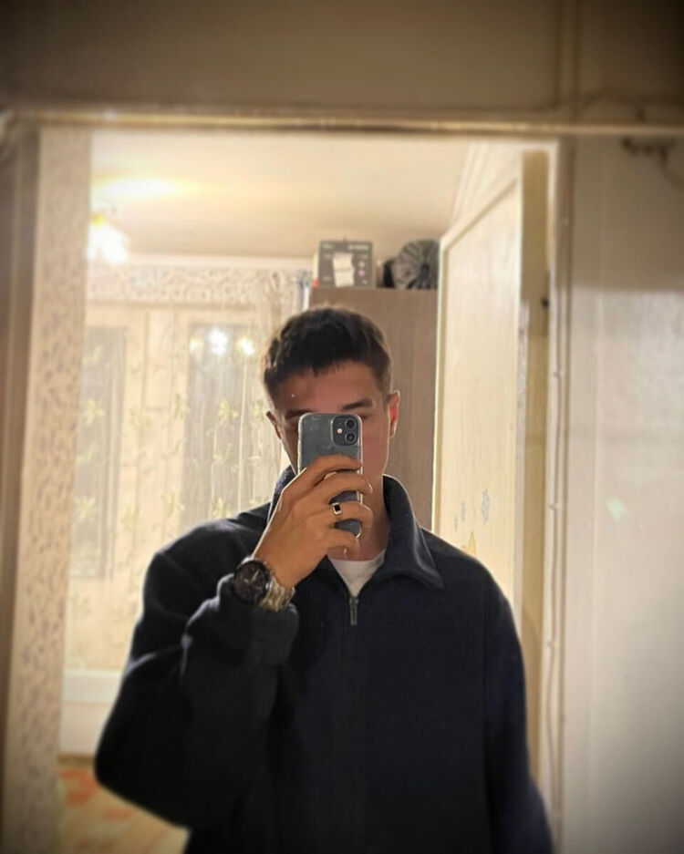  33455270  , 21 ,    