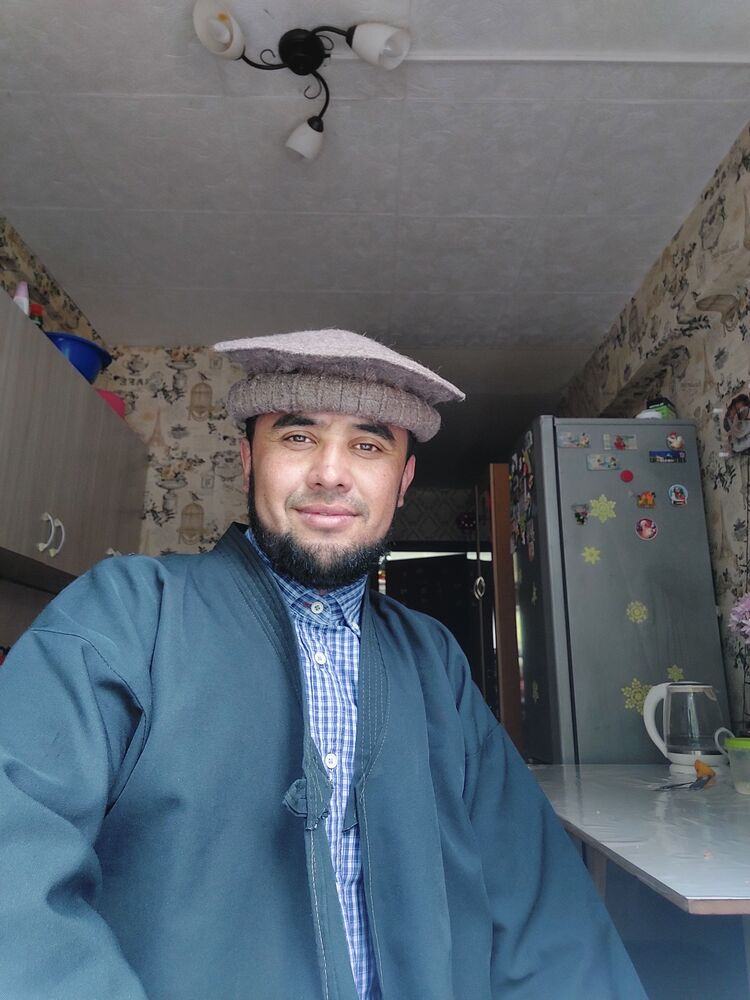  ,   Akmal Urunov, 34 ,   