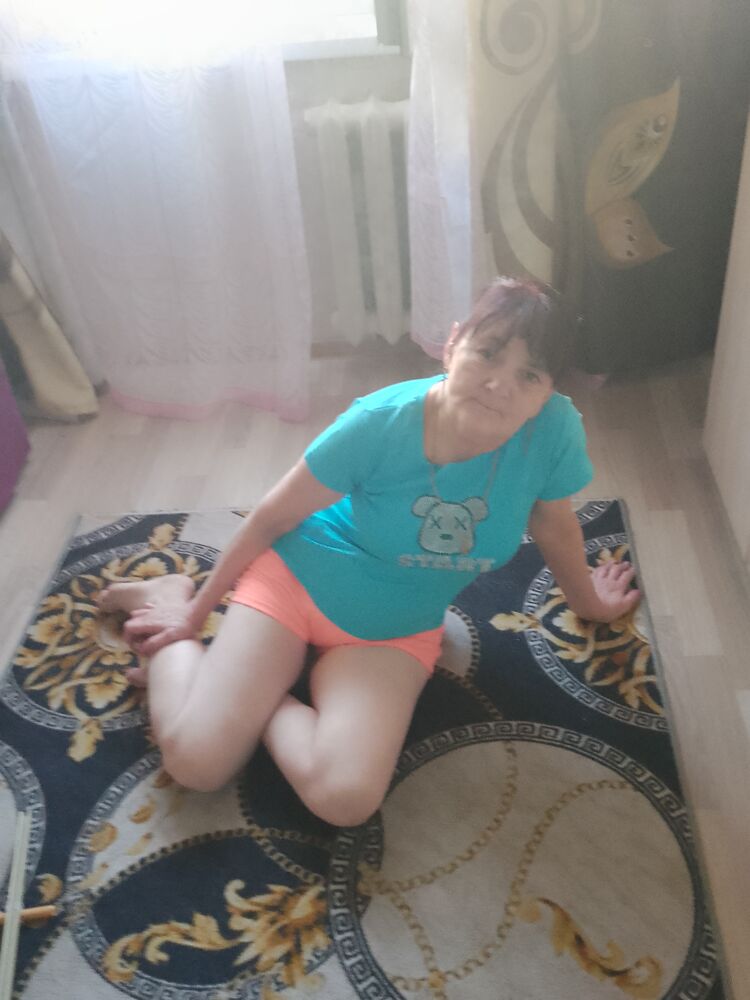  52795110  Olga, 62 ,    