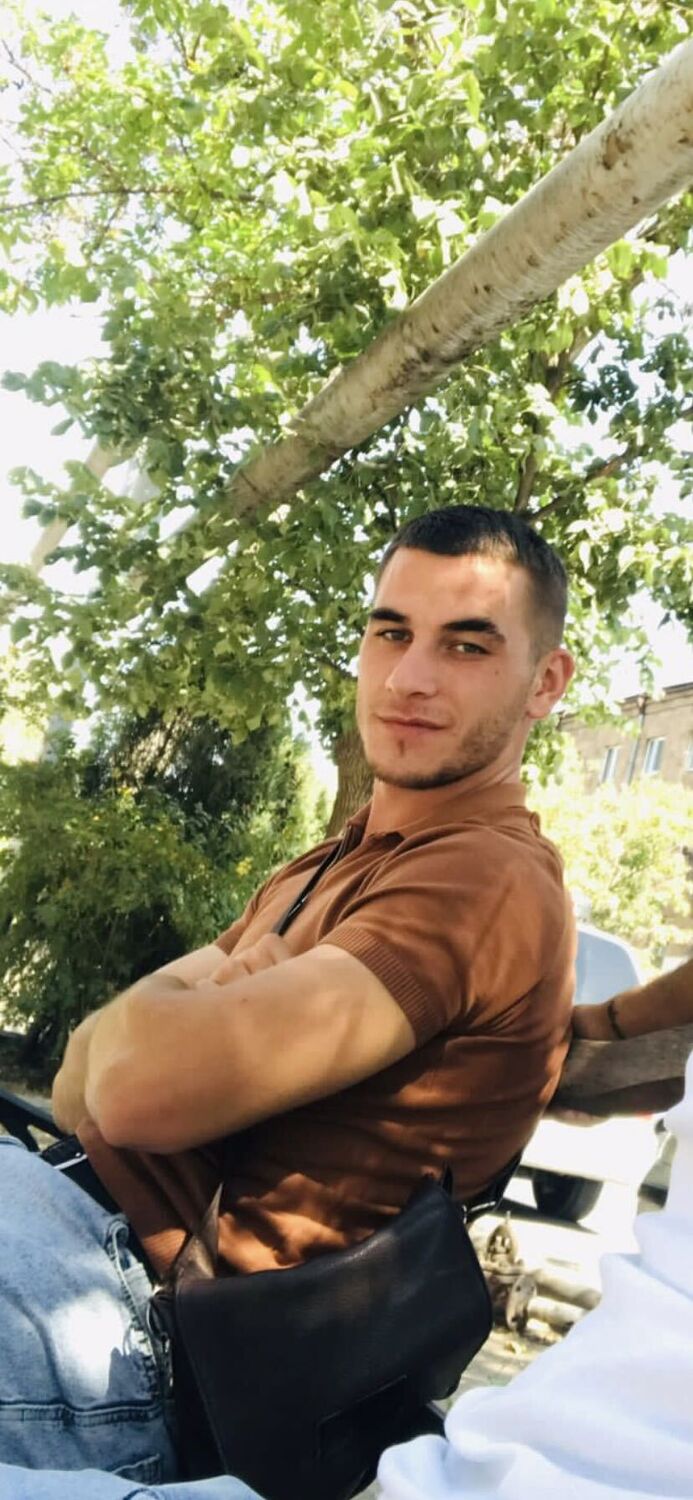  ,   Hrant, 31 ,   ,   