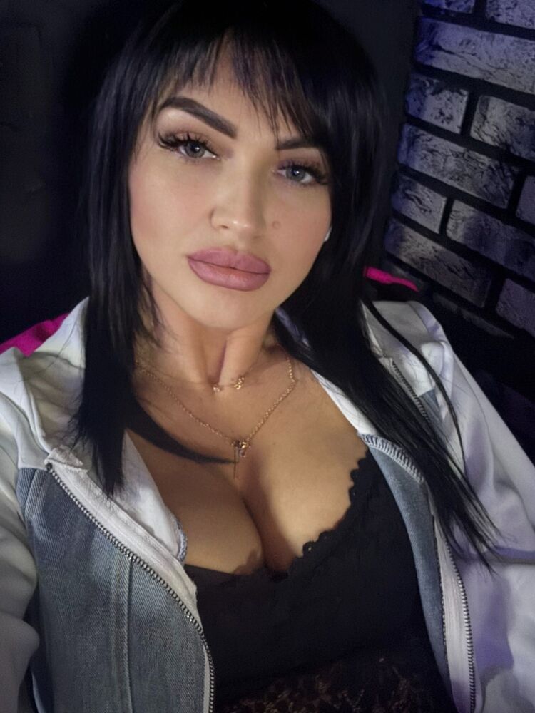  ,   Evgeniya, 34 ,   ,   