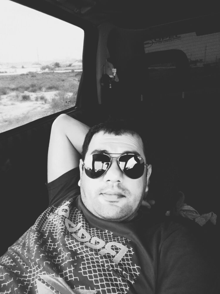  ,   Rashad, 39 ,   ,   , c , 
