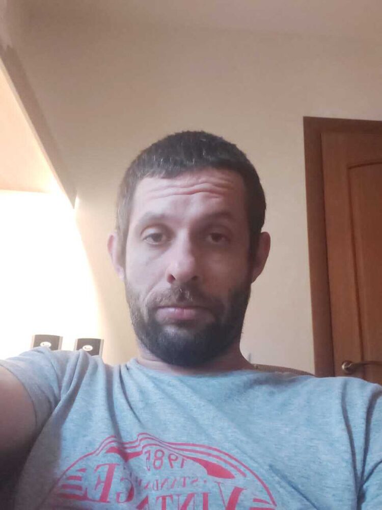  28164090  , 37 ,    