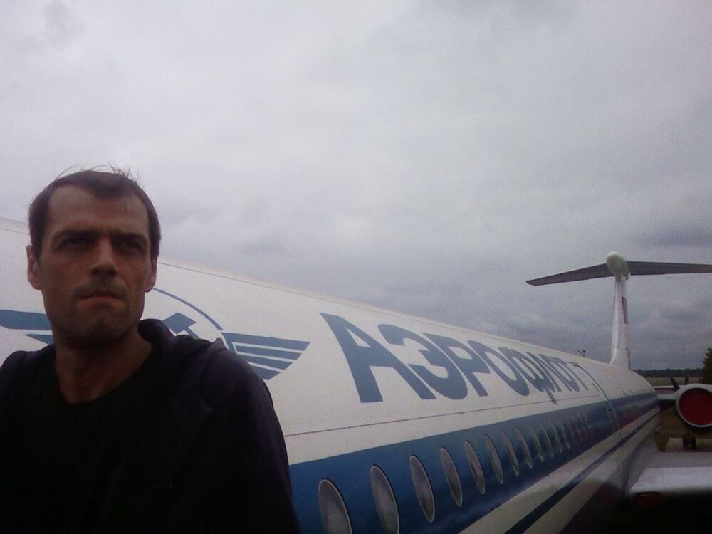  12468410  Anton, 48 ,    