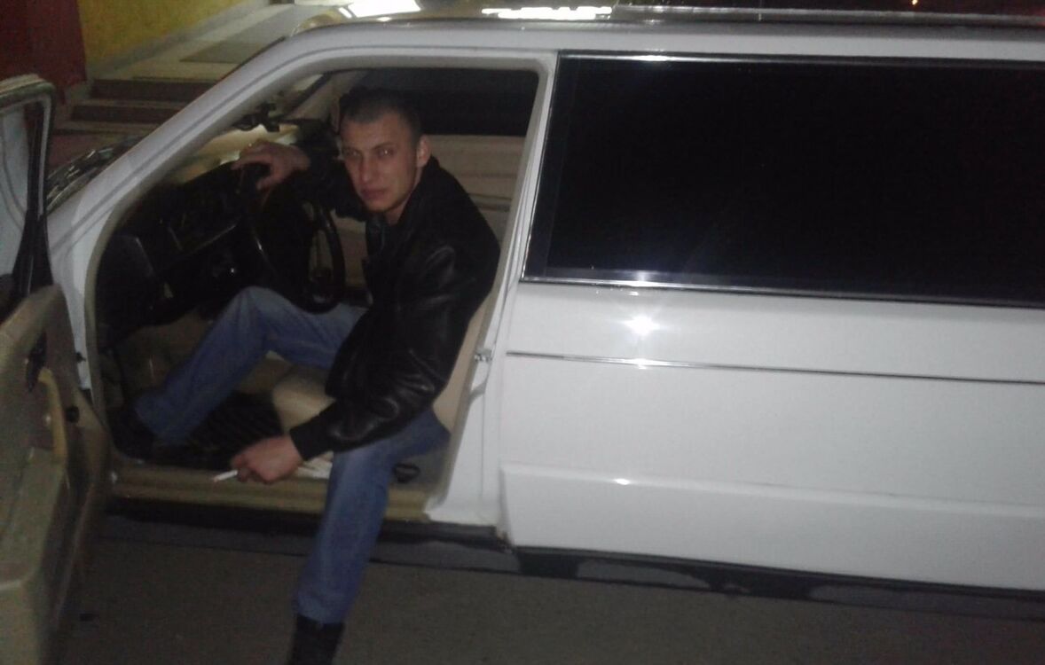  10768340  Petrunya, 32 ,    