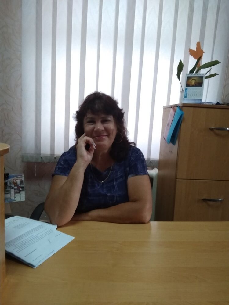  ,   Irina, 60 ,  